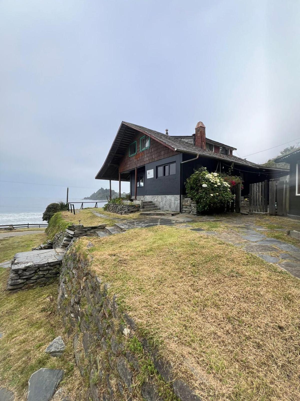 Hosteria Casa Miller B&B Frente Al Mar 바히아 만사 외부 사진